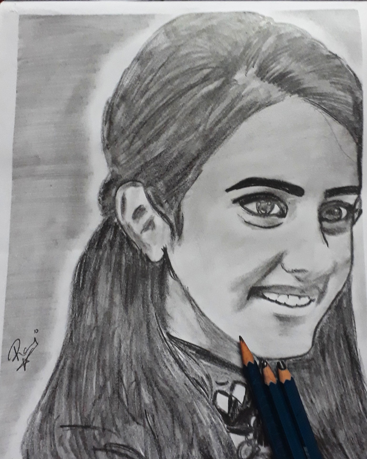 Shreya5art - Pencil sketch of Athiya Shetty made by me 󾌵 Hope you guys  like it ! #art #pencil #sketch #bollywood #athiyashetty #soorajpancholi  #hero #actress #celeb #sketches | Facebook